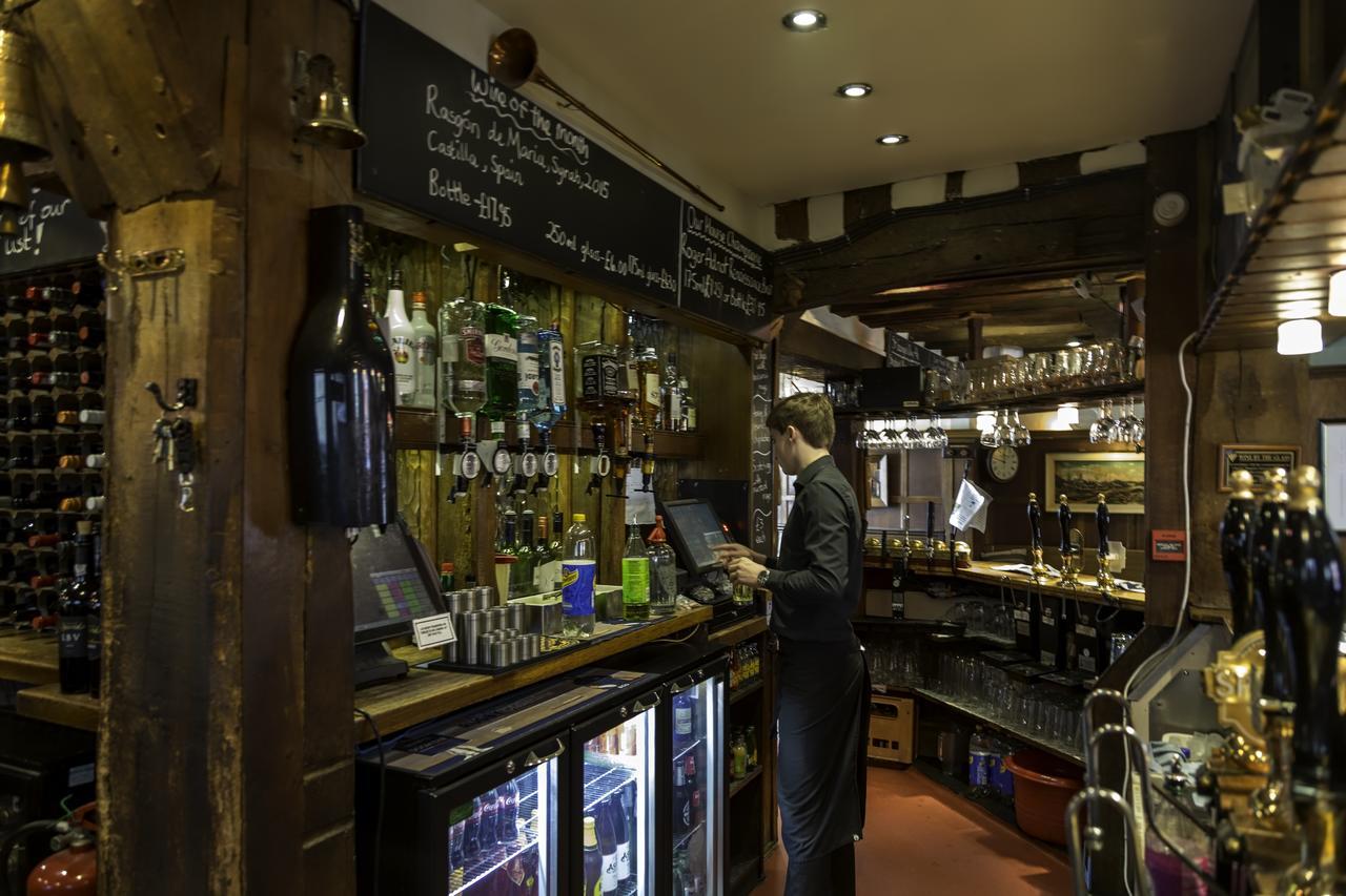 The Bell Inn Hotel Horndon-on-the-Hill Kültér fotó
