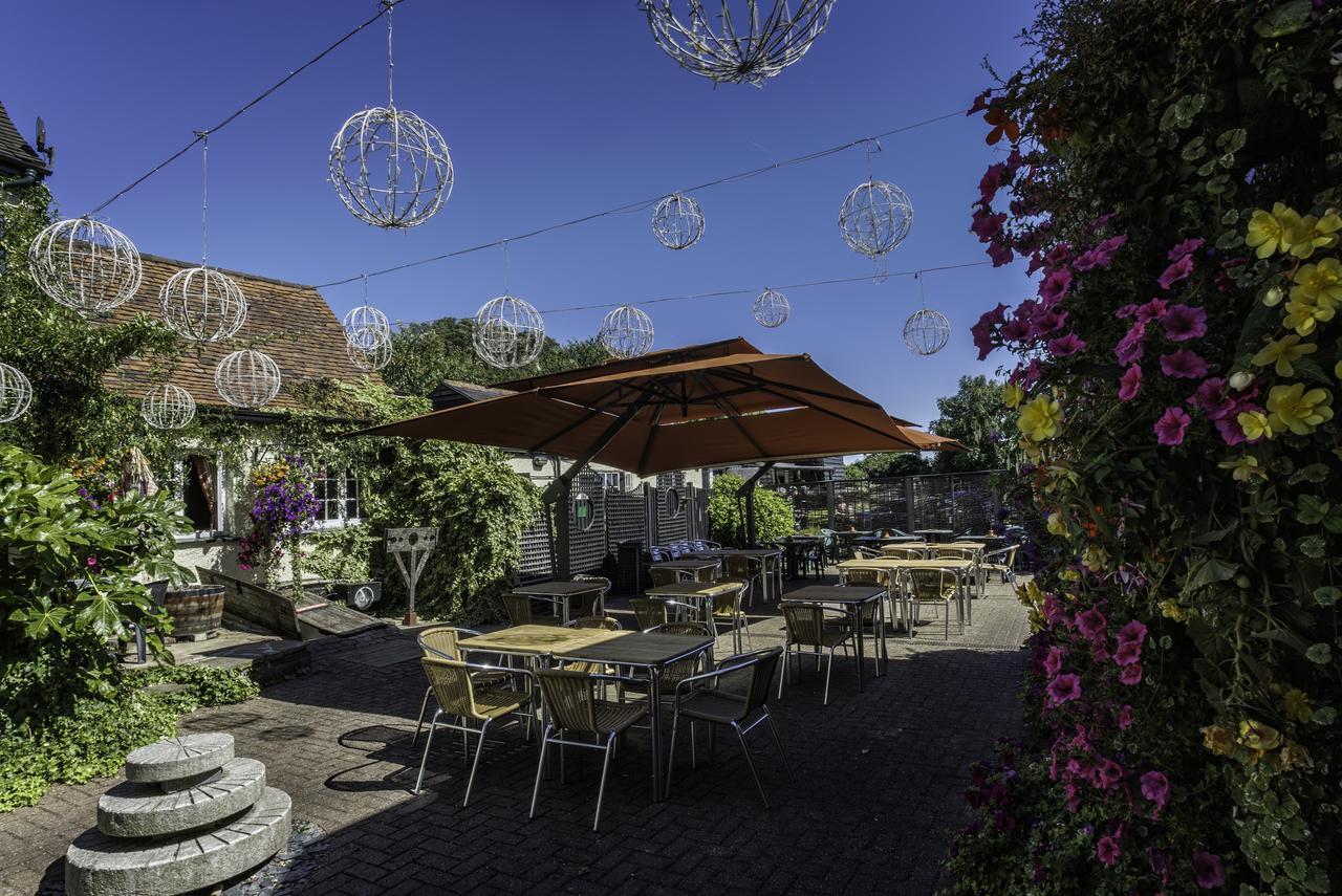 The Bell Inn Hotel Horndon-on-the-Hill Kültér fotó